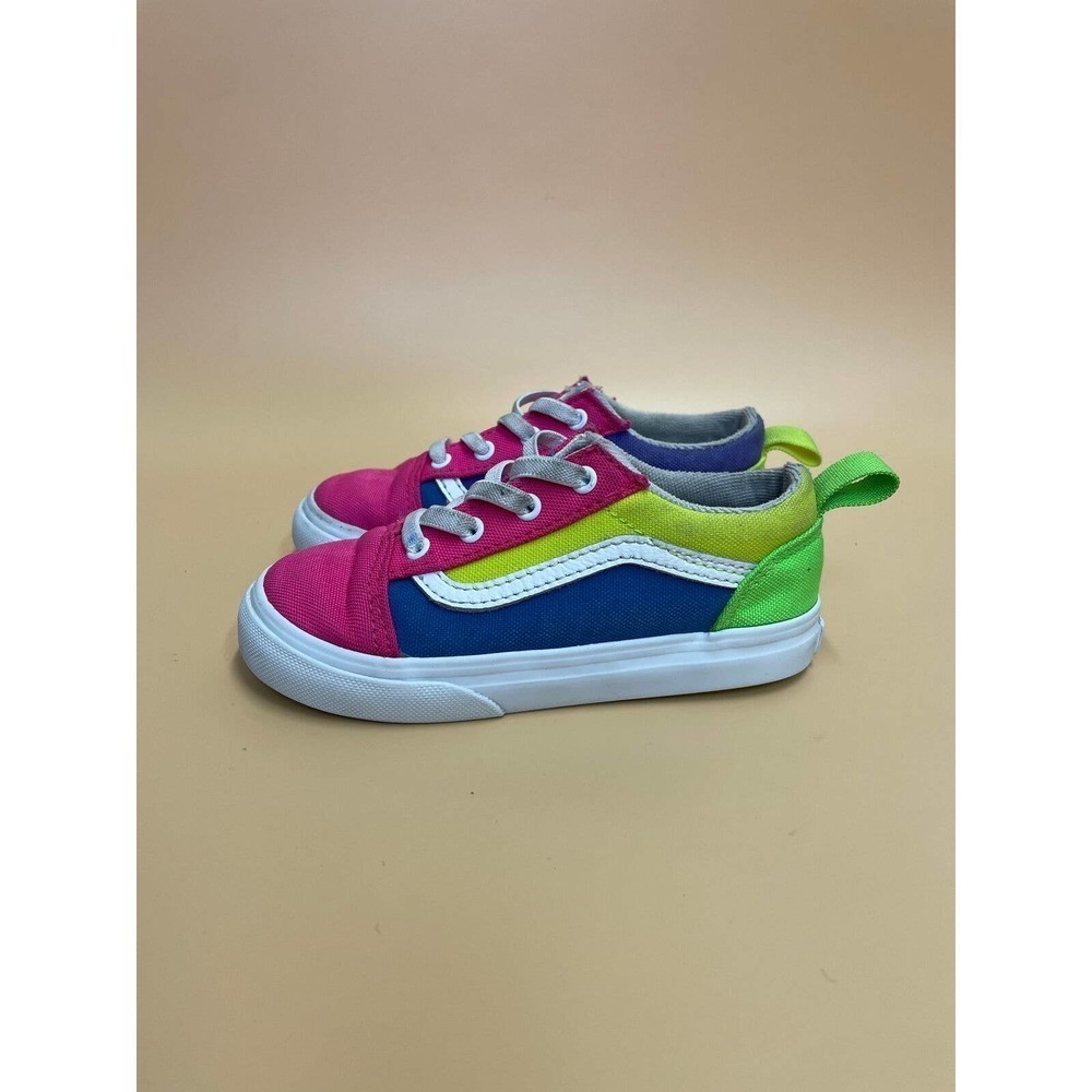 ***SOLD*** Vans Girls Old Skool Multicolor Round Toe Low Top Lace Up Size 9 - Picture 1 of 7